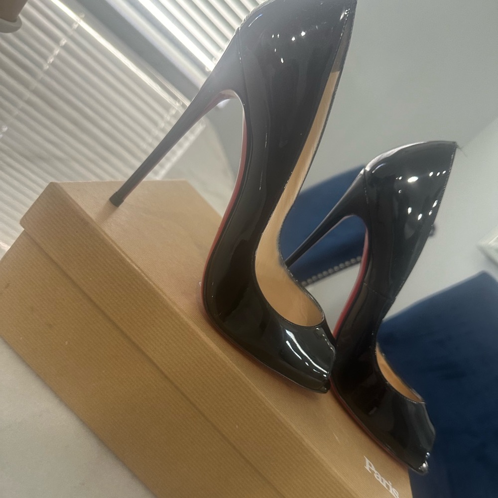 Christian Louboutin Youpi Size 38 brand new authentic - Picture 2 of 9